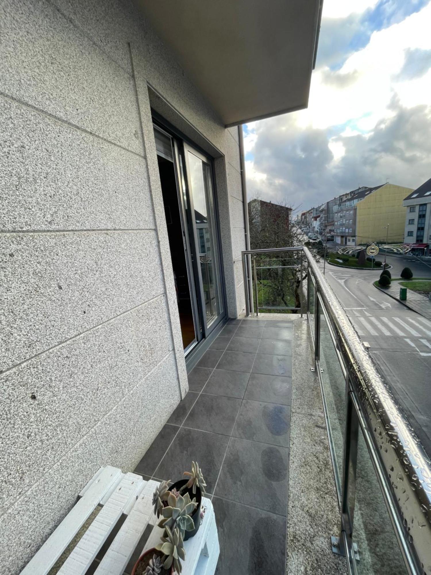 Apartamento Luminoso Y Acogedor Lalín エクステリア 写真